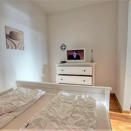 Ferienwohnung-p-1-6-0p0106 *